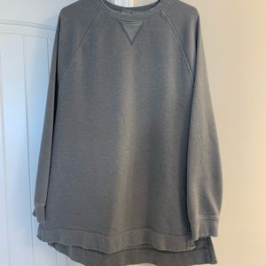 Grey Universal Thread sweatshirt